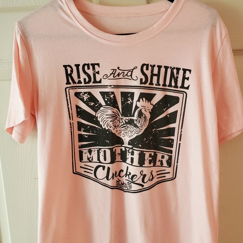 Graphic tee